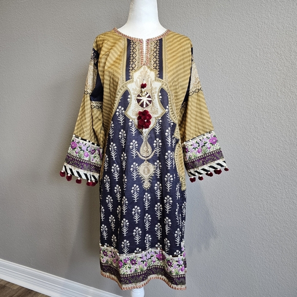 Printed Lawn Shirt with Silk Dupatta Set Beaded Bordered - Picture 2 of 13